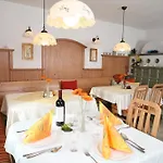 Gaestehaus Ortner Πανσιόν