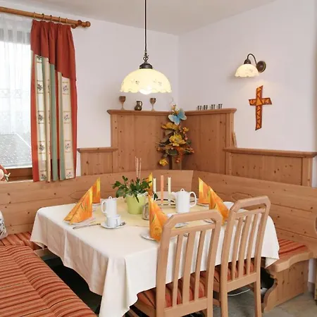 Penzion Gaestehaus Ortner 4*